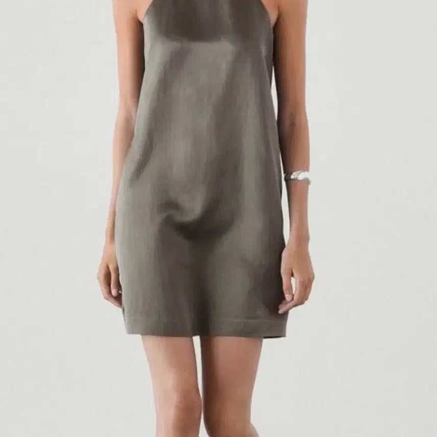 [BUNJANG] Massimo Dutti Linen Halterneck Mini Dress / 새상품 마시모두띠 린넨 홀터넥 미니 여자 여름 민소매 원피스 L 66 77