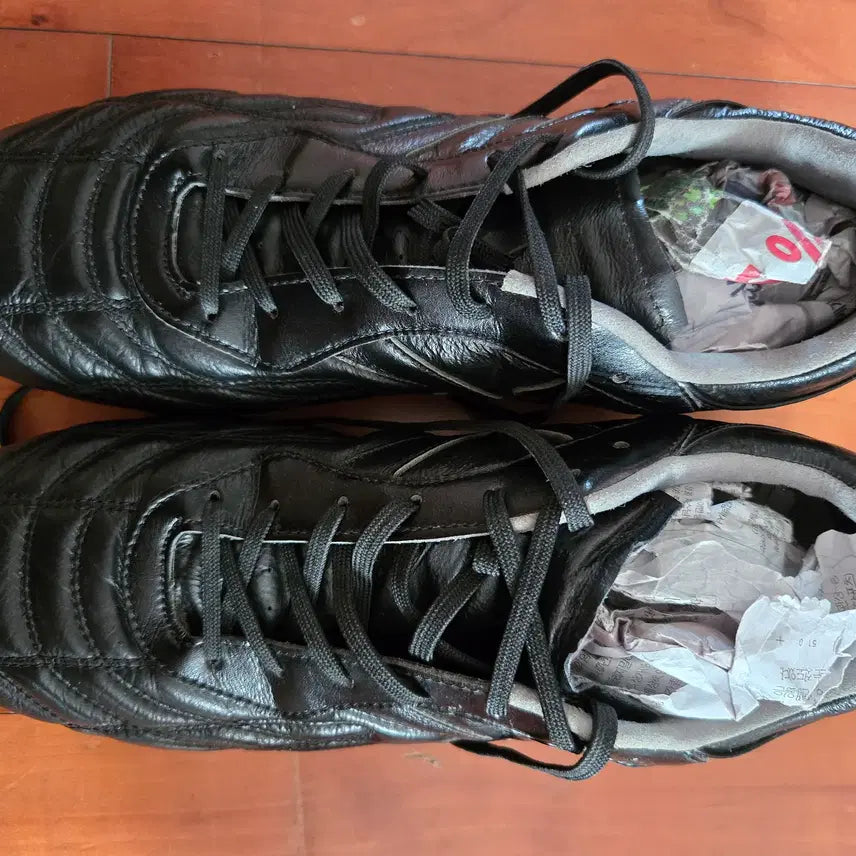 [BUNJANG] Kelme TLSS 1.1+ MG Soccer Cleats Black 285mm / 켈미 TLSS 1.1+ MG 축구화 블랙 285mm