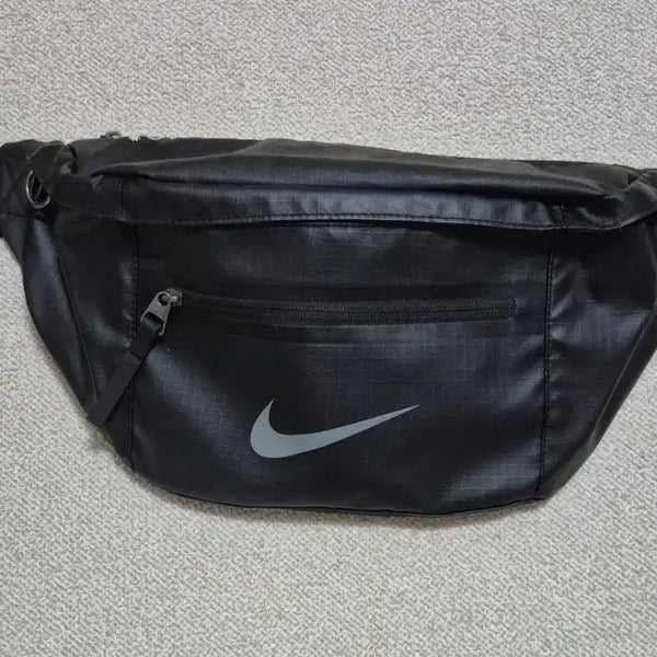 [BUNJANG] Nike Swoosh Hip Pack Black / 나이키 스우시 힙색 블랙