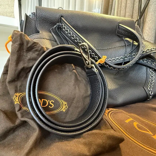 [BUNJANG] TOD'S Black Pebble Leather Wave Bag with Metal Eyelet Trimming / 정품,TOD'S 블랙 가죽 토트백