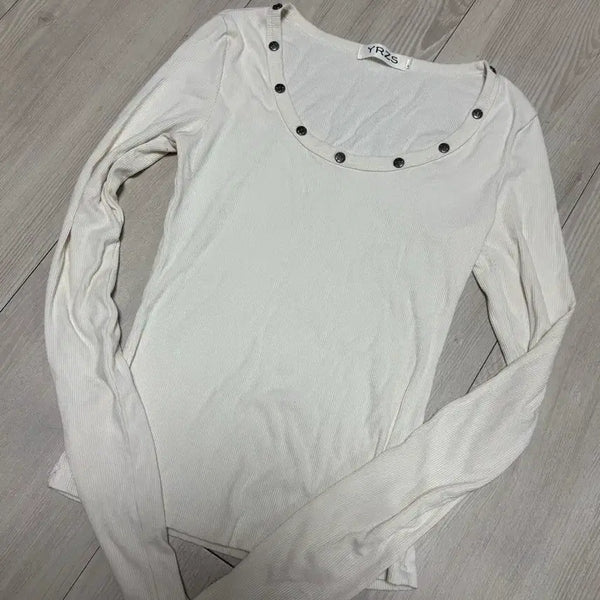 [BUNJANG] Ivory Button Long Sleeve T-Shirt / 아이보리 버튼 긴팔 티셔츠