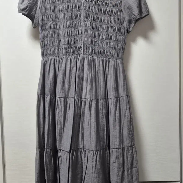 [BUNJANG] Smocked Shirring Tiered Dress / #새상품# 스모크 셔링 캉캉 원피스 M