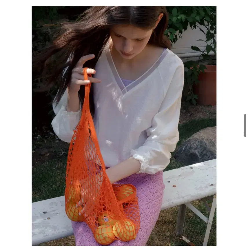 [BUNJANG] MURN MUHN MORIN V Sweat Blouse / 뮈르뮈르 모린 브이 스웻 블라우스