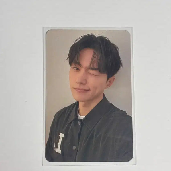 [BUNJANG] Kim Myung Soo Windbreaker MD Photocard / 김명수 엠디 바람막이 포카 판매합니다