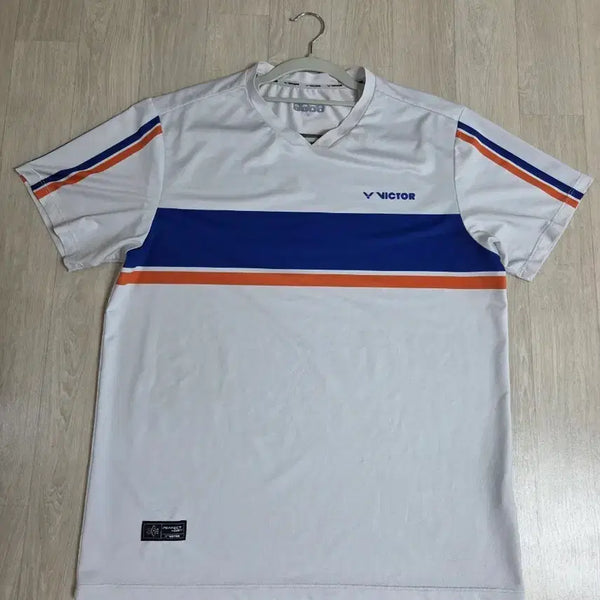 [BUNJANG] Victor Short-Sleeve T-Shirt White Blue Orange L / 빅터 반팔 티셔츠 화이트 블루 오렌지 L