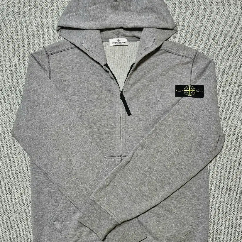 [BUNJANG] Stone Island Zip-Up Hoodie Grey 20SS / [여성 S, M 사이즈] 스톤아일랜드 집업 후드 그레이 20SS