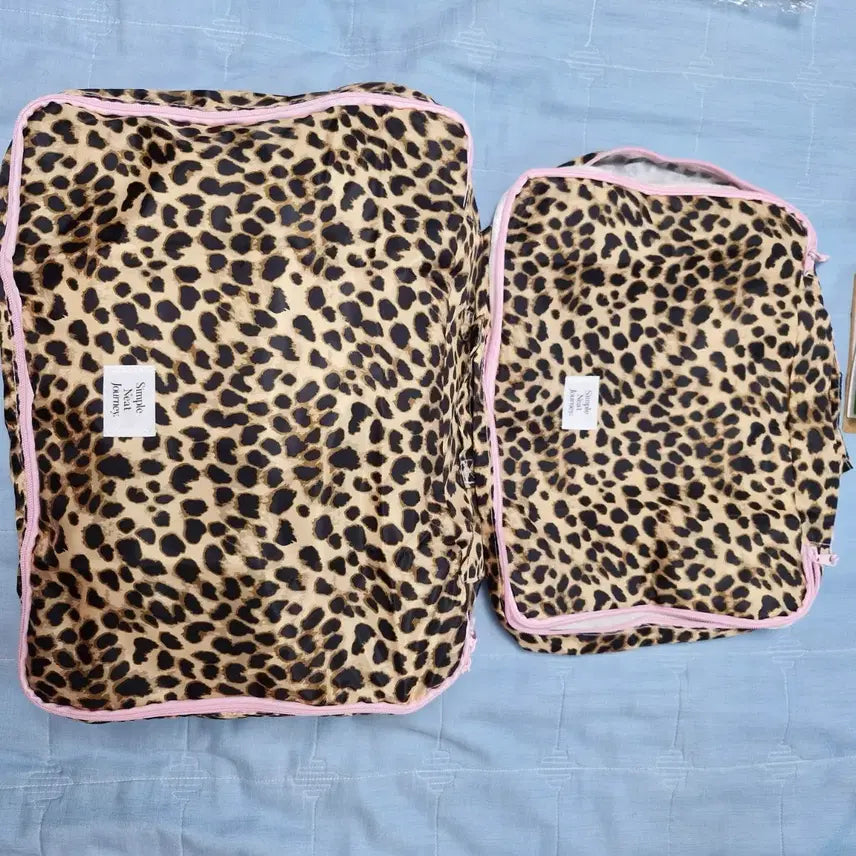 [BUNJANG] Leopard Pattern Travel Pouch Set (2 Sizes) / 레오파드 패턴 여행 파우치 2종 세트