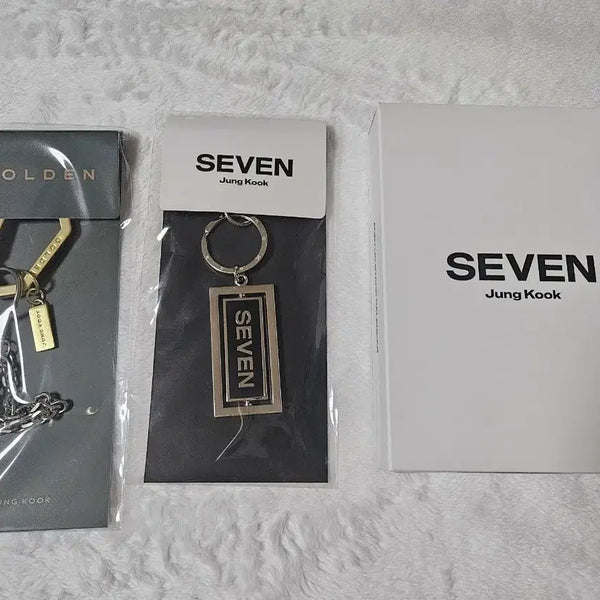 [BUNJANG] BTS Jungkook Golden Keyring + Seven Keyring + Seven Acrylic Calendar Bundle Set (Sealed) / 방탄 정국 골든키링+세븐키링+세븐아크릴달력 미개봉 원가보다 싸게 급처합니다