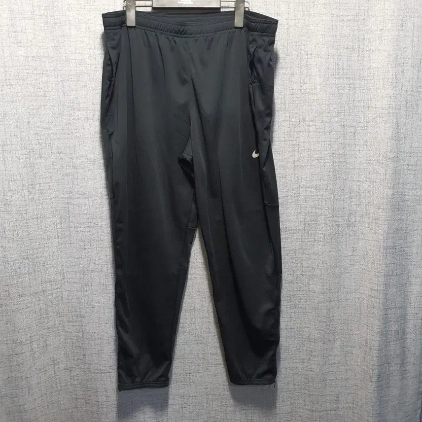 [BUNJANG] Nike Therma-FIT Swoosh Running Training Pants 2XL / 나이키 써마핏 스우시 러닝 트레이닝 바지 2XL