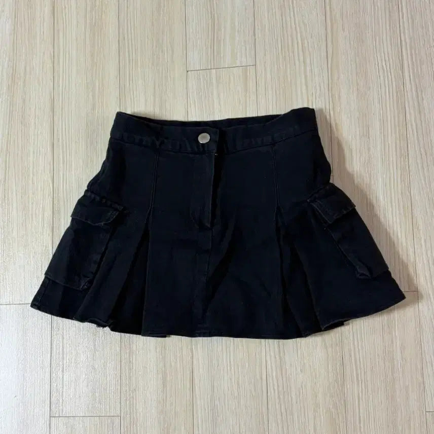 [BUNJANG] Black Cargo Mini Skirt (Size S) / 블랙 카고 미니스커트 s사이즈