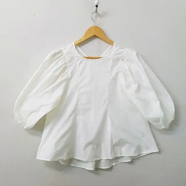 [BUNJANG] Earth Music Ecology Blouse White / Earth Music Ecology 블라우스 화이트