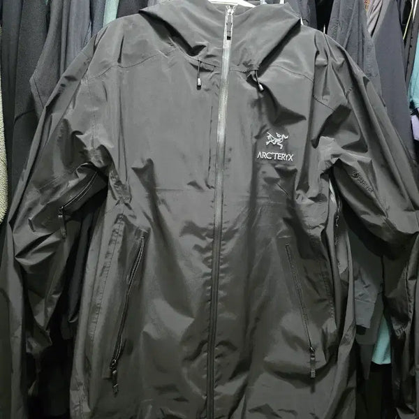 [BUNJANG] Arc'teryx Beta 105 Gore-Tex Jacket Black / 타오발 아크테릭스 베타 105