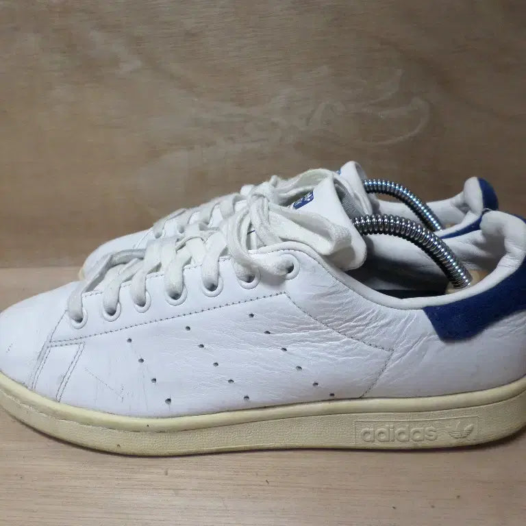 [BUNJANG] Adidas Stan Smith White Blue Sneakers (260mm) / 후루룩구제3 260 아디다스 스탠스미스 화이트 블루 운동화 260803