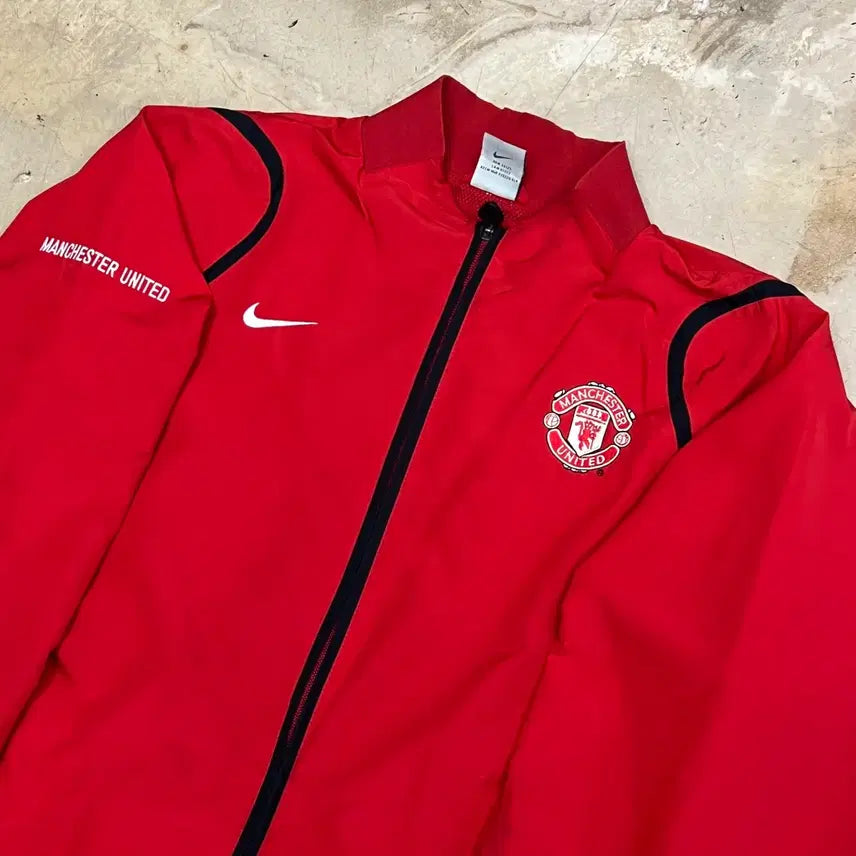 [BUNJANG] Nike Manchester United Red Windbreaker Jacket (Size L) / L 나이키 맨체스터 유나이티드 레드 바람막이