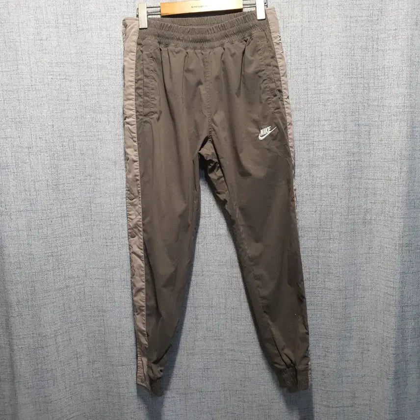[BUNJANG] Nike AF-1 Air Force Open Button Jogger Pants L / 나이키 AF-1 에어포스 오픈 버튼 조거 팬츠 L