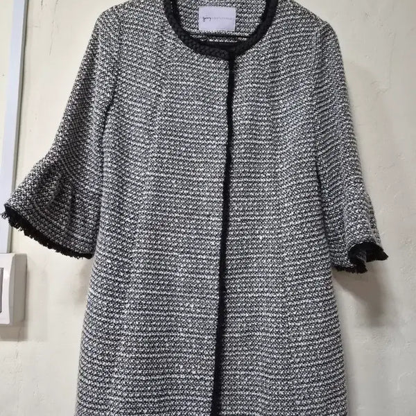 [BUNJANG] Givy Tweed Leather Trimmed Sleeve Frill Coat / givy 코트 트위드 가죽배색 소매 프릴