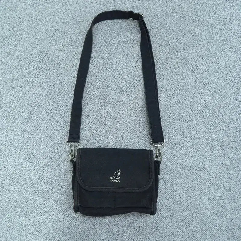 [BUNJANG] Kangol Cross Bag OS / OS 캉골 크로스 가방 | 0803C10
