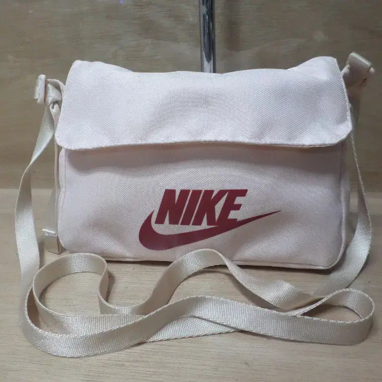 [BUNJANG] Nike Mini Pink Crossbody Bag / 후루룩구제3 나이키 미니 핑크 크로스백 260803