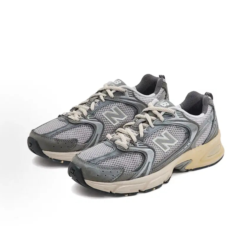 [BUNJANG] New Balance NB 530 Vintage Low-Top Running Shoes Silver Grey / New Balance NB 530 미국식 빈티지 산뜻한 느낌 로우탑 러닝화 실버 그레이