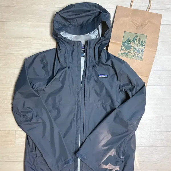 [BUNJANG] Patagonia Torrentshell Windbreaker Grey M / 파타고니아 토렌쉘 바람막이 그레이 M