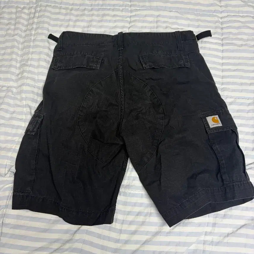 [BUNJANG] Carhartt WIP Cargo Shorts Black / 칼하트윕 카고 반바지