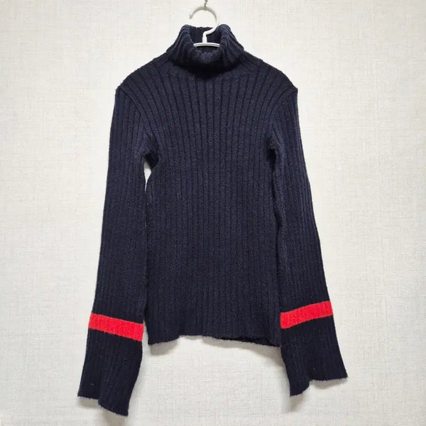 [BUNJANG] Ribbed Turtleneck Sweater with Flare Sleeves / 골지 터틀넥 스웨터