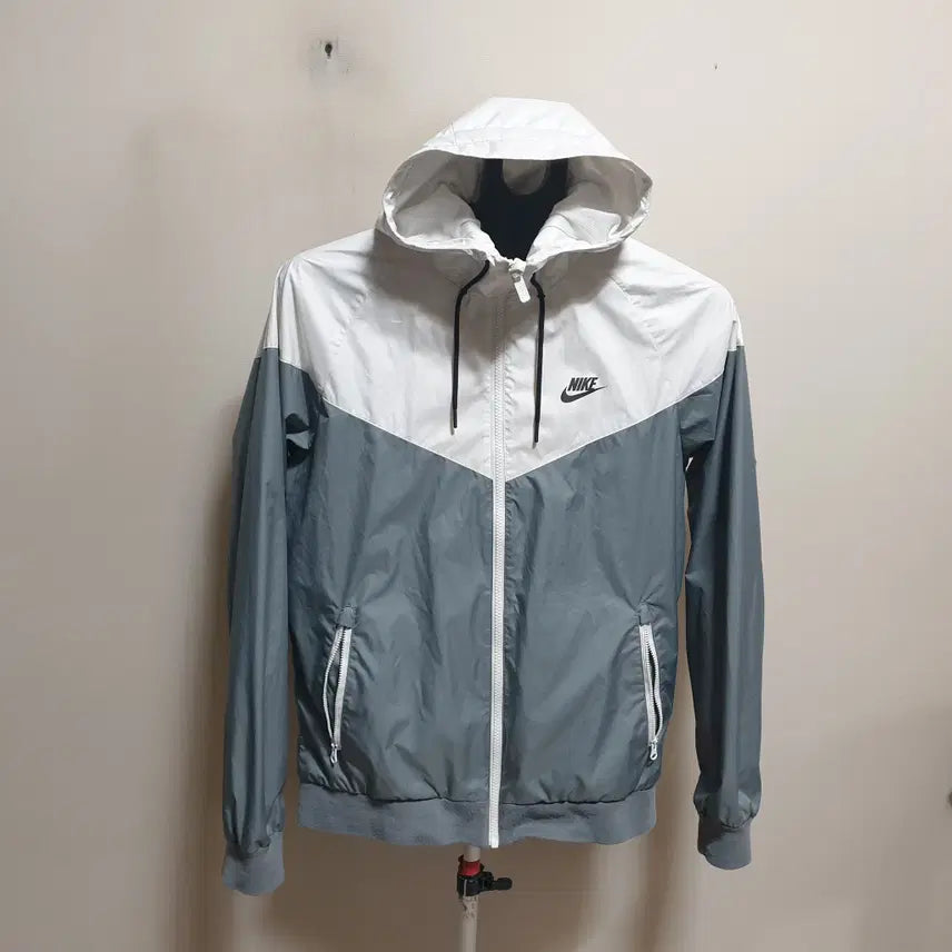 [BUNJANG] Nike Hooded Zip-Up Jumper / 나이키 후드집업점퍼/95