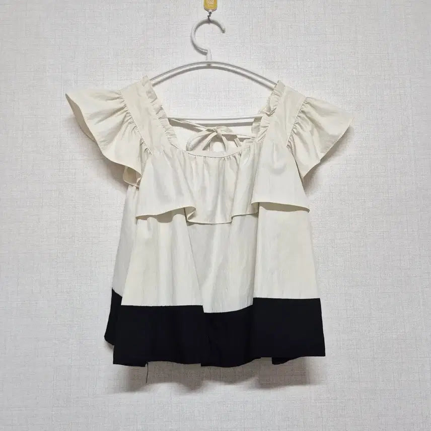 [BUNJANG] Frill Colorblock Blouse / 프릴 배색  블라우스