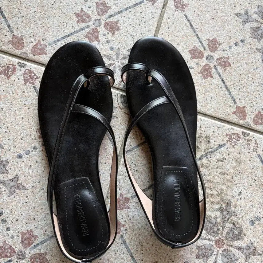 [BUNJANG] Black Slip-on Sandals Size 240 / 쪼리 샌들 240