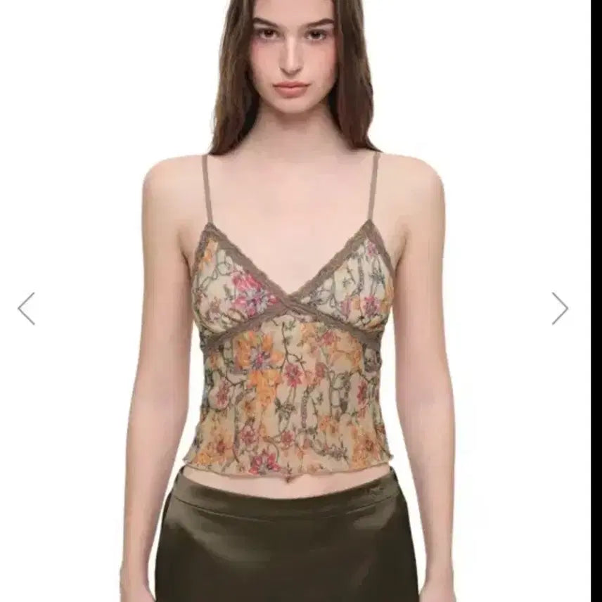 [BUNJANG] Too Much Tax Metallic Floral 03 Lace Cami Top Yellow / 새상품)투머치택스 메탈릭 플로럴 03 레이스 카미탑 옐로우
