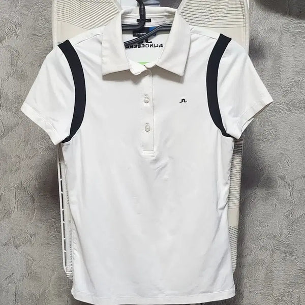 [BUNJANG] J.Lindeberg Women's Short Sleeve Polo Shirt White Black / J.린드버그 반팔 카라티 화이트 블랙