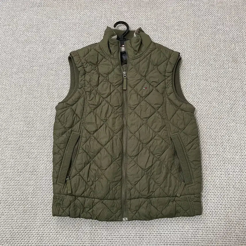 [BUNJANG] Tommy Hilfiger Women's Padded Vest / M 타미힐피거 여성 패딩 조끼 B.6140