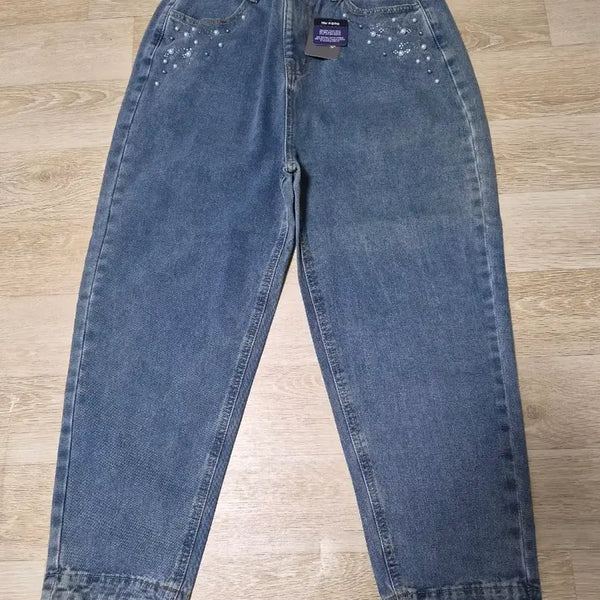 [BUNJANG] The Mommyz Pearl Embellished Wide Denim Pants / 청바지 진주 장식 데님 팬츠