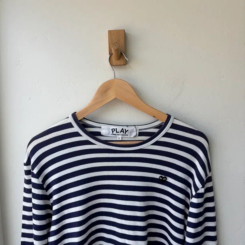 [BUNJANG] Comme des Garçons Black Heart Patch Stripe Border T-Shirt / 17663 - 꼼데가르송 블랙 와펜 스트라이프 보더티