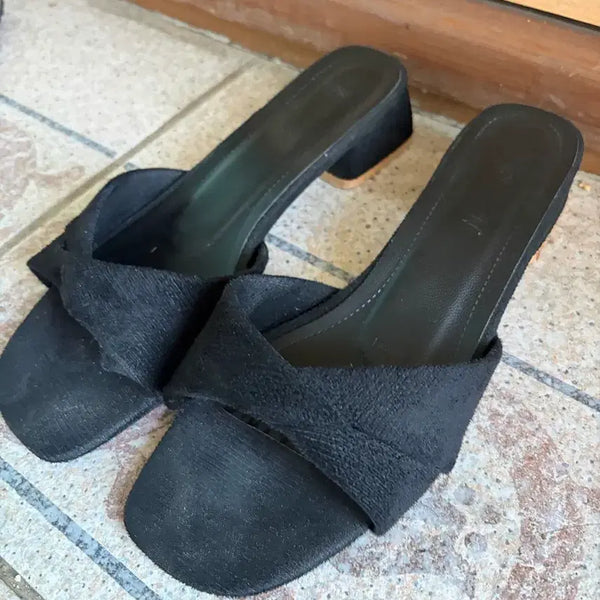 [BUNJANG] Suede Ribbon Heel Slippers / 스웨이드 리본 굽 슬리퍼