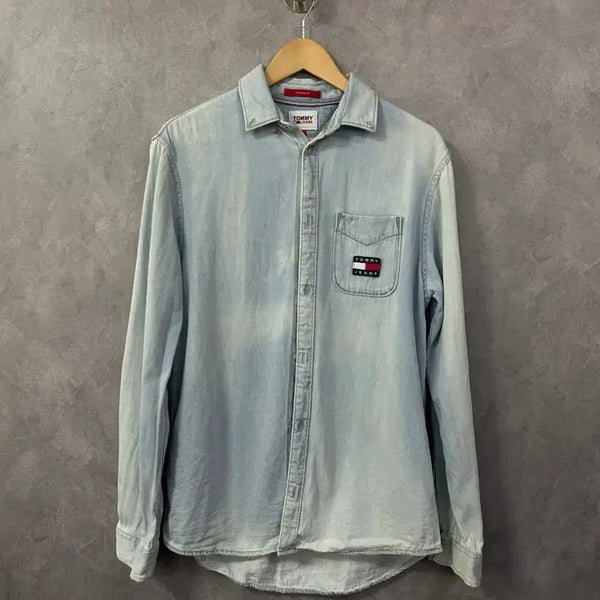 [BUNJANG] Tommy Jeans Light Wash Denim Shirt Size S / 타미진스 데님 셔츠 연청 S