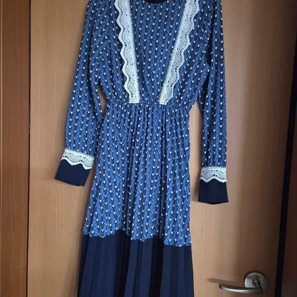 [BUNJANG] Pleated Lace Dress Navy / 플리츠 레이스 원피스