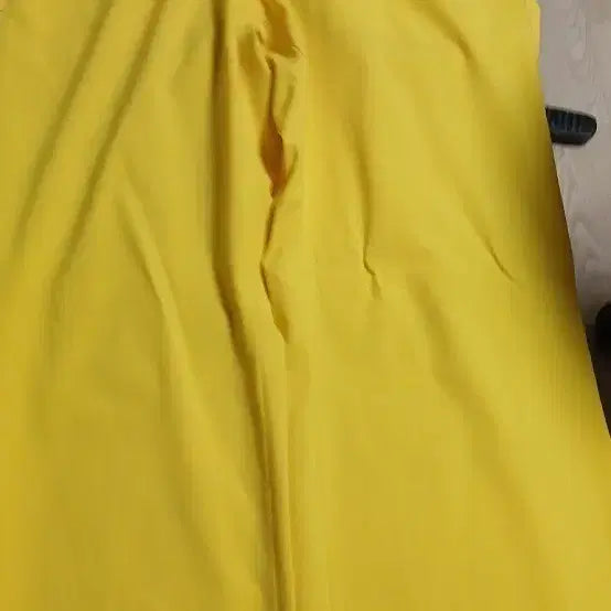 [BUNJANG] Adidas Track Pants Yellow Size 32 / 아디다스 져지 팬츠 옐로우