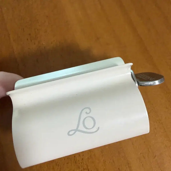 [BUNJANG] L'Occitane Hand Cream Tube Squeezer / 록시땅 핸드크림 스퀴저
