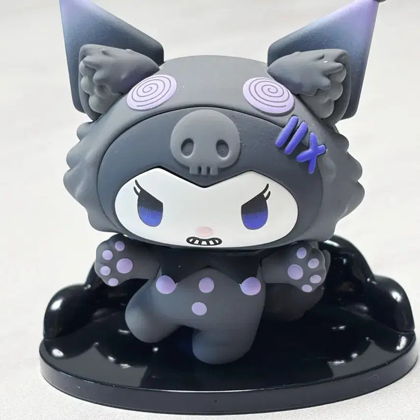 [BUNJANG] TopToy Sanrio Kuromi Werewolf Figure / 탑토이 산리오 쿠로미 늑대인간 피규어