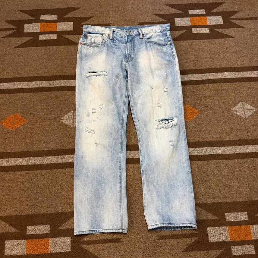 [BUNJANG] Gap 00s Distressed Washed Denim Pants Size 33 Light Wash / Gap 갭 00s 데미지 워싱 데님 팬츠 33 연청 디스트로이트