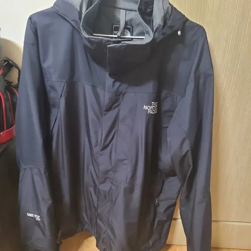 [BUNJANG] The North Face Gore-Tex Windbreaker Jacket Size 100 / 노스페이스 고어텍스 바람막이 자켓 100호