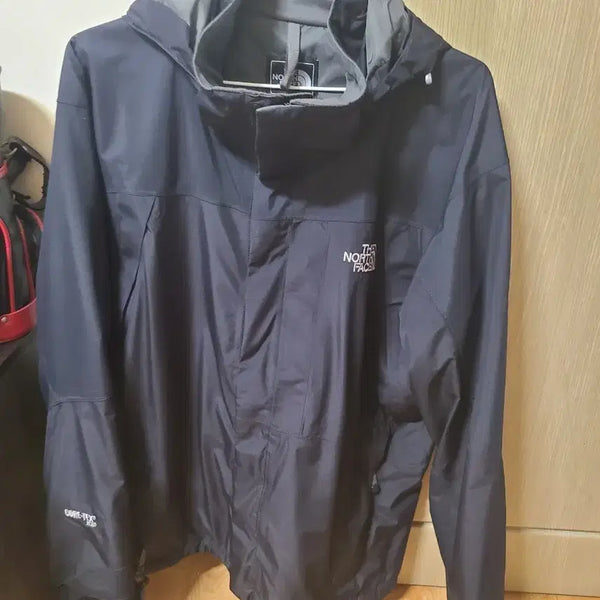 [BUNJANG] The North Face Gore-Tex Windbreaker Jacket Size 100 / 노스페이스 고어텍스 바람막이 자켓 100호