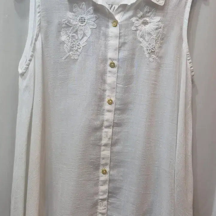 [BUNJANG] OLIVE des OLIVE Sleeveless Blouse White / OLIVEdesOLIVE 민소매 블라우스 화이트