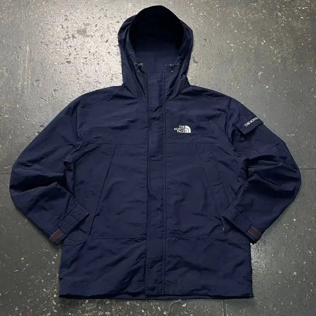 [BUNJANG] The North Face Windbreaker / 100 노스페이스 바람막이