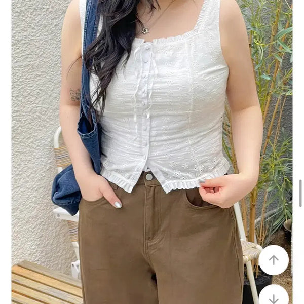 [BUNJANG] Plus Size Sleeveless Blouse with Pearl Buttons / 빅사이즈 당당걸 민소매 블라우스