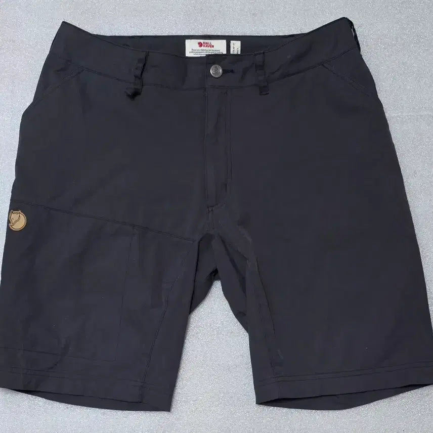[BUNJANG] Fjallraven Abisko Lite Shorts Men's Graphite / 피엘라벤 Fjallraven 아비스코 라이트 쇼츠 등산팬츠 남성 46(30~31인치)