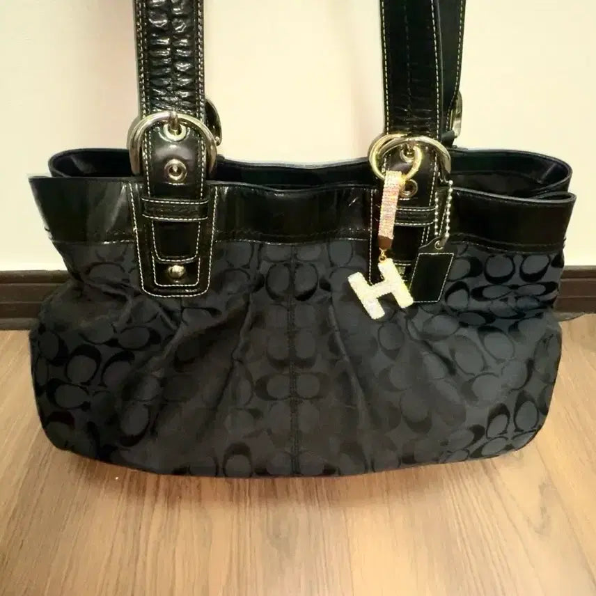 [BUNJANG] Coach Black & Navy Shoulder Bag / Coach black shoulder bag