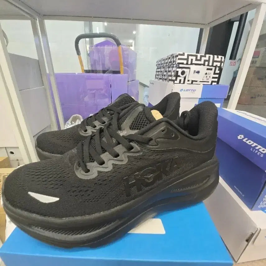 [BUNJANG] Hoka Bondi 9 Running Shoes Black 250 / 호카본디 9 250