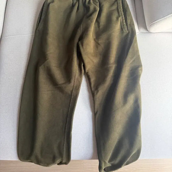[BUNJANG] EssenceRoom Olive Sweatpants L / 에센스룸 스웻팬츠 올리브색 L사이즈